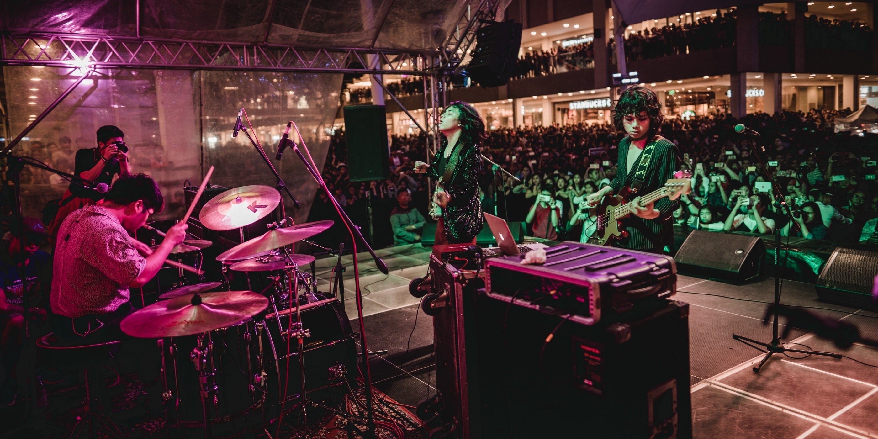 IV of Spades take us back to the crazy fun world of Filipino mall shows